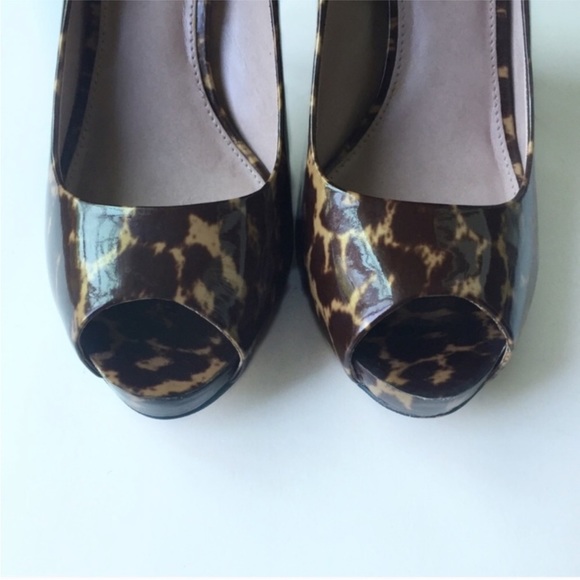Vince Camuto Patent Leopard Print Kira Peep Toe Pumps - Picture 4 of 6